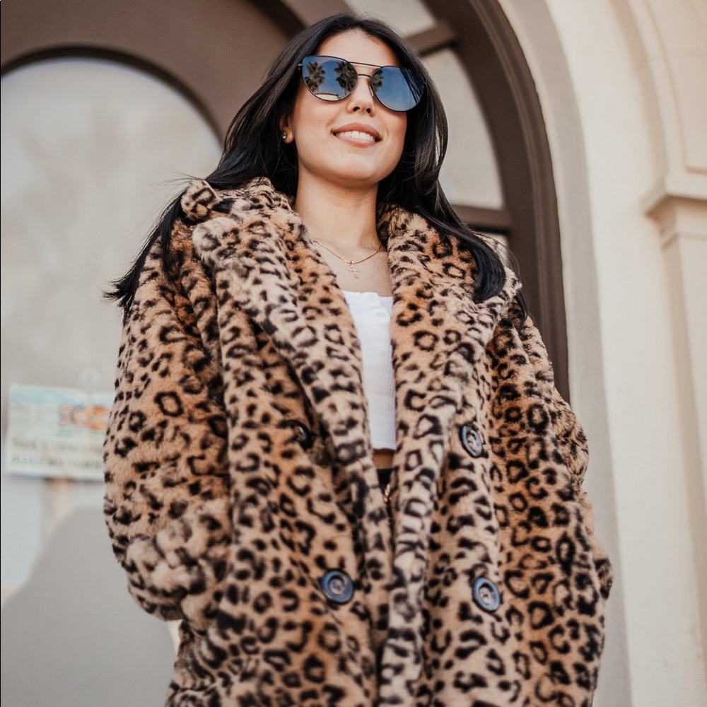 SOLD OUT ❌ NWT Leopard Faux Fur Coat